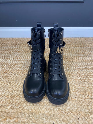 Boots in Schwarz - Levelone GmbH & Co. KG