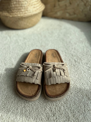 Sandalen in Beige