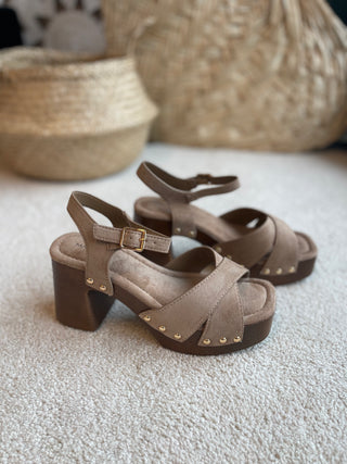 Sandalen in Khaki