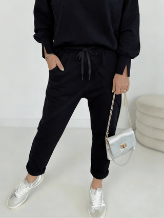 Baggyhose in Schwarz